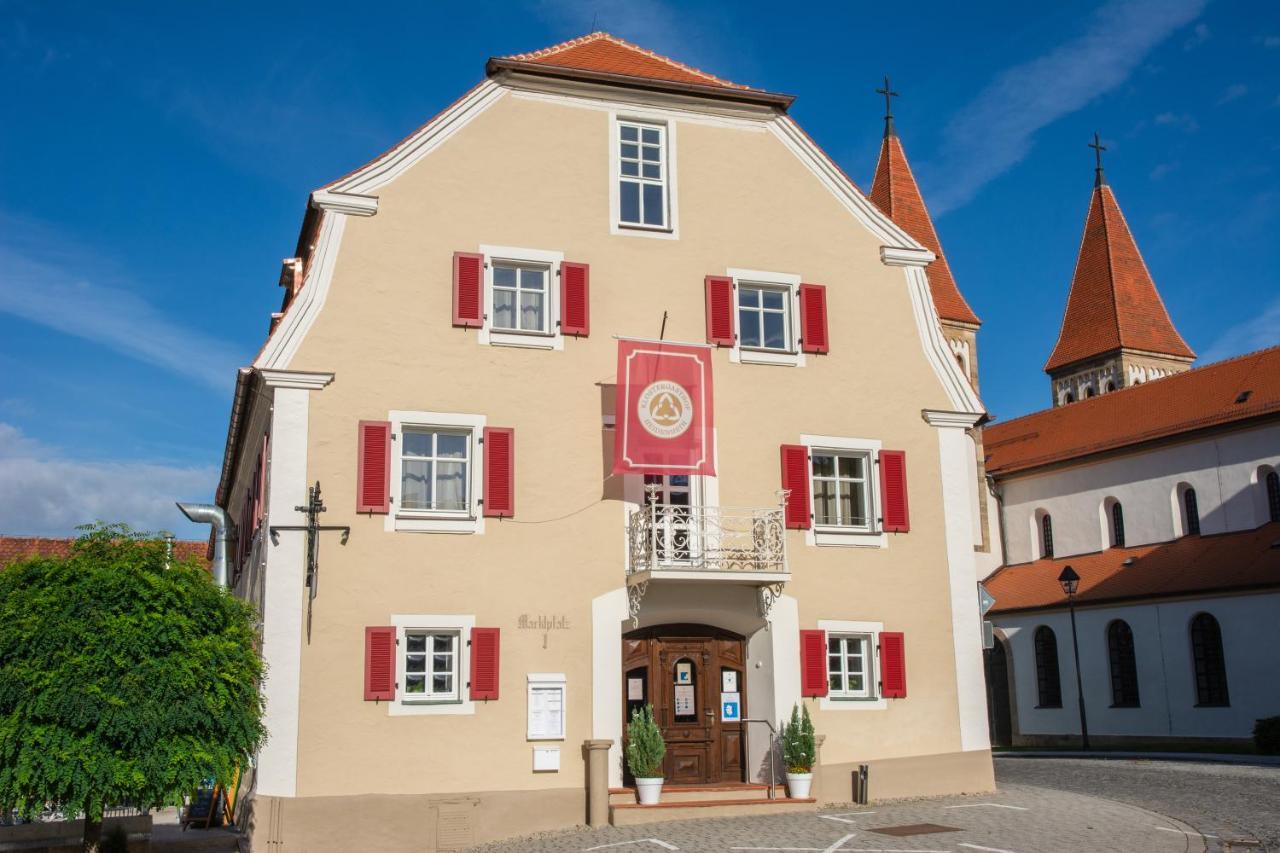 Klostergasthof Heidenheim Heidenheim  Buitenkant foto